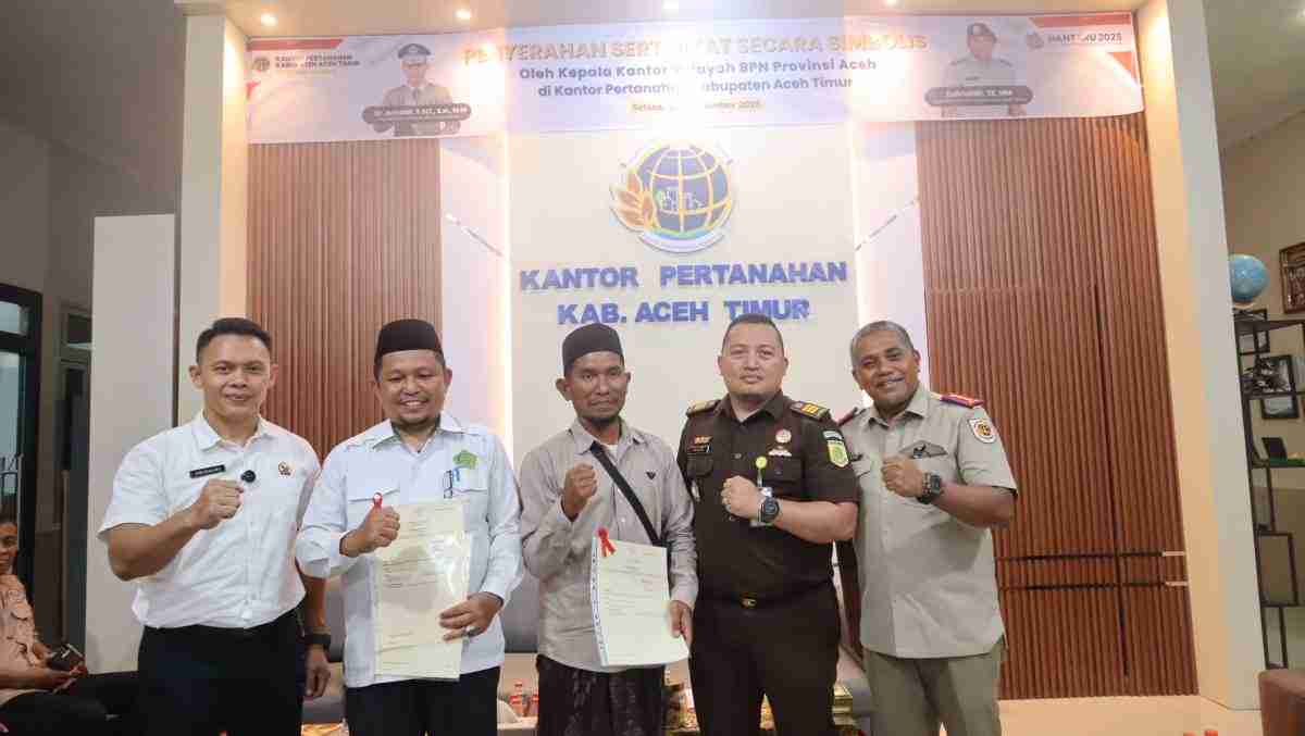 Kakanwil BPN Aceh Tutup Kunjungan ke Aceh Timur dengan Memberikan Kepastian Hukum Tanah Rakyat Hingga Lembaga Pendidikan di Aceh Timur