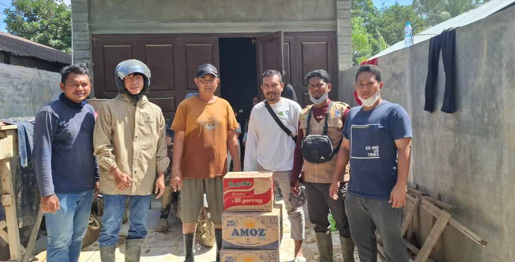 Solidaritas ATR/BPN Peduli: Bantuan Logistik Diserahkan kepada Pegawai Terdampak Banjir Aceh Timur